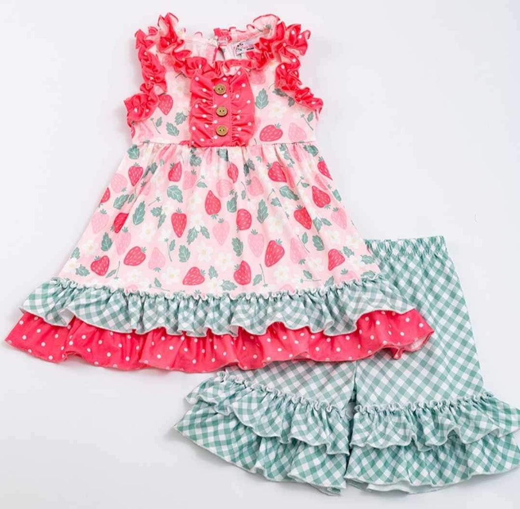 TT Berry Ruffle Short Set