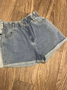 Double Buttoned Waistband Denim Shorts