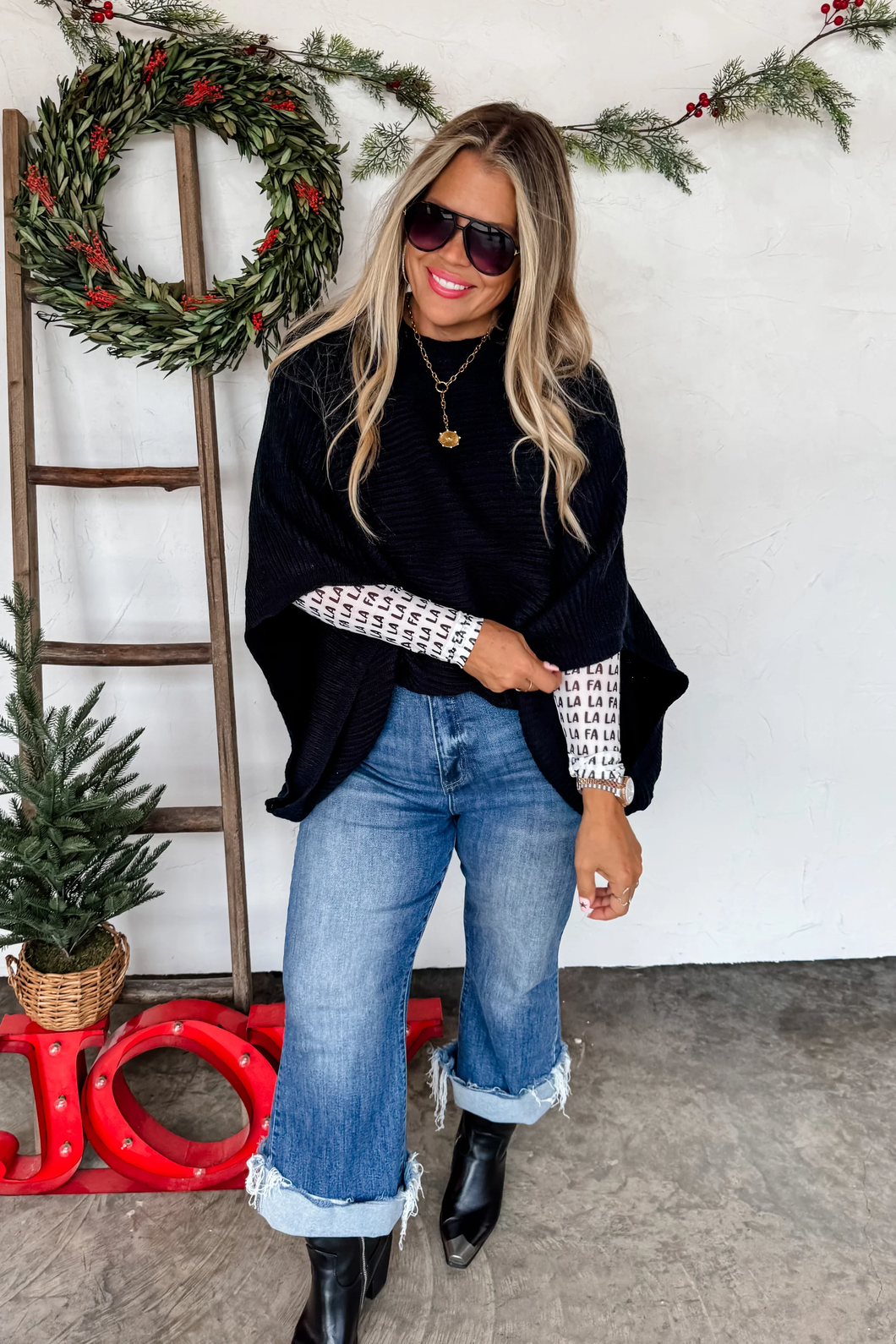 PREORDER- CHRISTMAS MEG PULLOVER PONCHO-BLACK