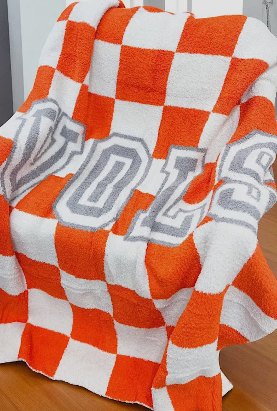 PREORDER VOLS Checkered Luxury Blanket
